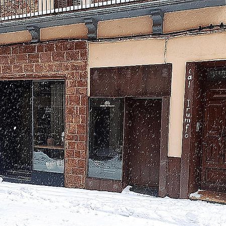 Apartaments Cal Trumfo プラデス エクステリア 写真